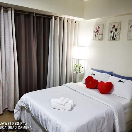 Staycation Condotel @150Newport Pasay City Манила Екстериор снимка