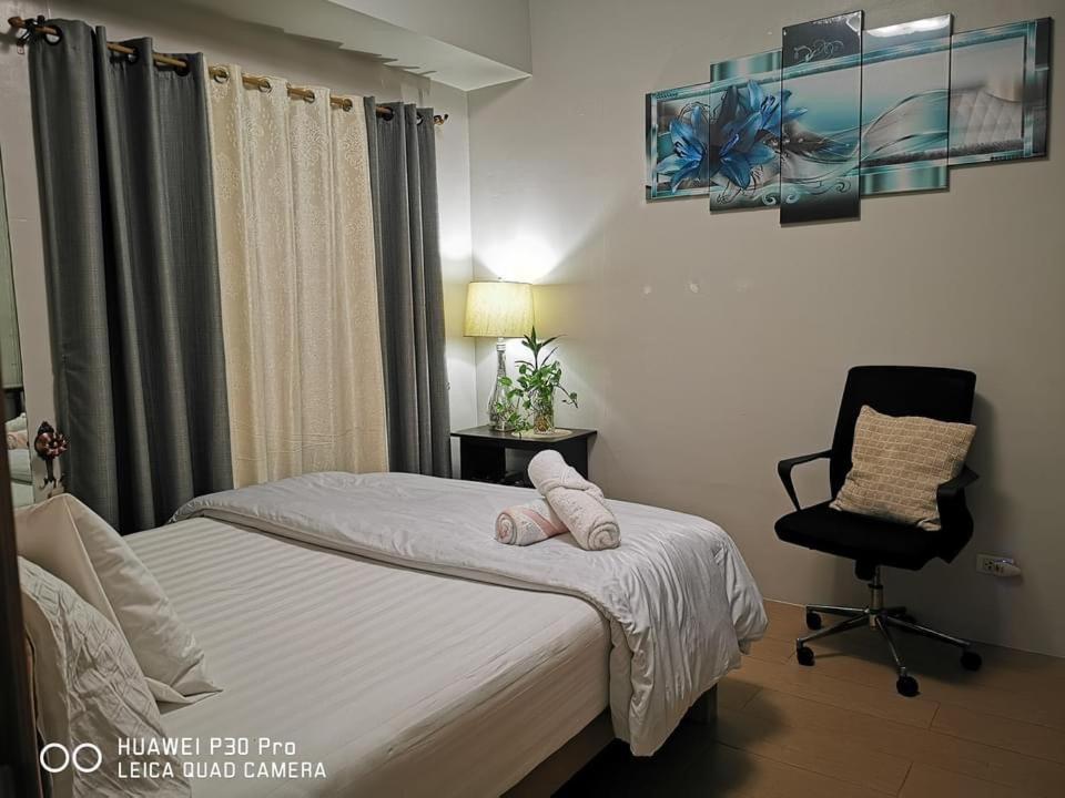 Staycation Condotel @150Newport Pasay City Манила Екстериор снимка