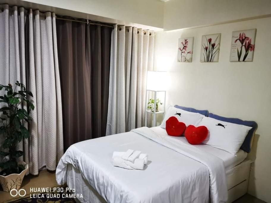 Staycation Condotel @150Newport Pasay City Манила Екстериор снимка